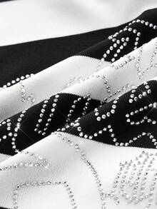 ROMWE J-Fashion Grunge Y2K Rhinestone Letter Cropped Tie-Front Striped Colorblock V-Neck T-Shirt, Spring Clothing Plus Size - Black and White - View 4
