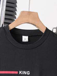 SHEIN 男童春夏国王印花黑色短袖T恤+灰色工装裤休闲套装（2件套） - 黑色 - 查看 4