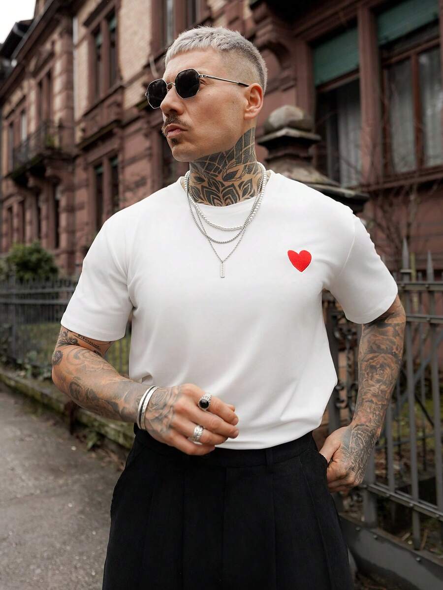 Artur Kramer 男士愛心刺繡T恤 - 白色 - 查看 1