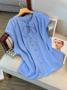 GlowEve CURVE 大码女式优雅纯色圆领撞色单排扣抽绳无袖吊带背心蝴蝶结衬衫浅蓝色女式衬衫优雅蓝色夏季上衣女式衬衫 - 藍色 - 查看 3