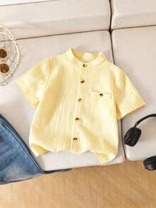 SHEIN Genkimix Kids 男童夏季休闲前扣纹理短袖衬衫 - 黃色 - 查看 3