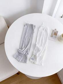 Zazumi 1 Par de Mangas de Proteção Solar Femininas em Seda Gelo, Sem Dedos, Refrescantes e com Proteção UV, Mangas Longas Finas e Respiráveis em Malha, Leves e Macias para Proteção Solar, Ideais para Dirigir, Esportes, Atividades Físicas ao Ar Livre, Viagens e Uso Diário. Acessório de Moda para o Verão, Perfeito para Amantes de Atividades ao Ar Livre. Manga de Proteção Solar Confortável e Elegante para Mulheres. Presente Ideal para o Dia das Mães, Aniversário, Formatura, Férias de Verão, Volta às Aulas, Família e Amigos. - Multicolor - Ver 7