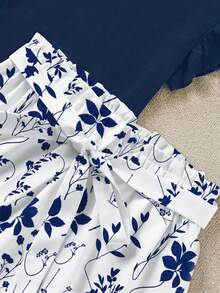 SHEIN LUNE Two Pieces Set: Plus-Size Solid Color Ruffled Sleeve Top And Floral Print Shorts, Casual Summer Women's Two Pieces Set. - Blue and White - View 3