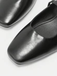 CUCCOO CURVES Ladies Commuting Black Closed Toe Flat Shoes Square Toe Fashionable Fattening Widening Comfortable Women's Shoes - Black - View 7