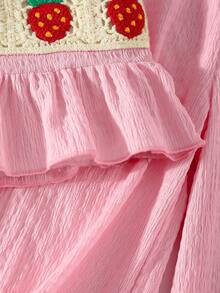 SHEIN Vintaside Kids 女童休闲时尚度假吊带无袖露脐钩针草莓边饰背心和松紧腰宽松纹理面料阔腿裤套装 - 粉色 - 查看 7