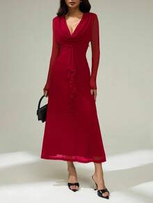 SHEIN PETITE Vestido de mujer con cuello profundo con volantes, bajo con volantes y malla, vestido sexy de fiesta y Navidad - Rojo - Ver 3