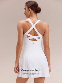 GLOWMODE FeatherFit™-Air 露肩迷你连衣裙，内置短裤，口袋方领，防滑交叉设计，轻度支撑，低冲击，速干吸湿，适合春夏穿着。 - 白色 - 查看 4