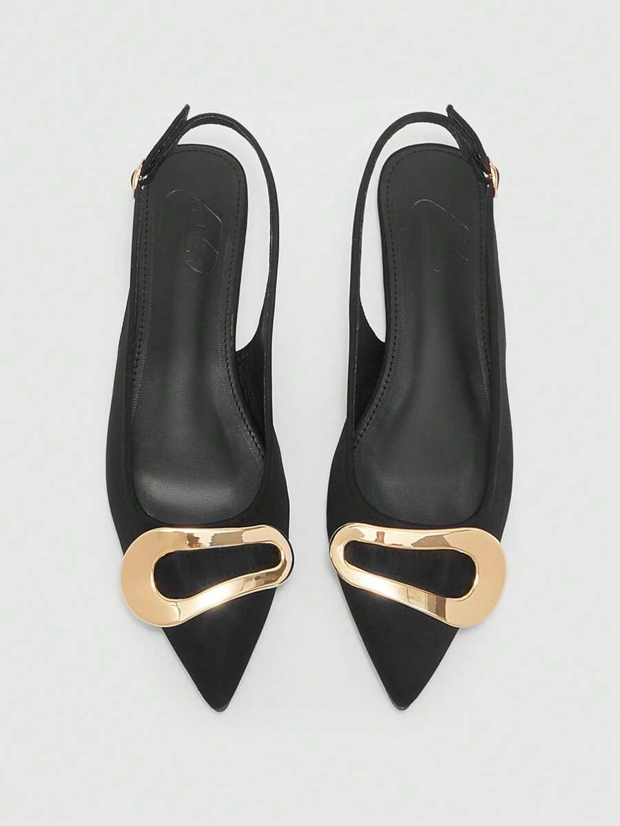 CUCCOO BIZCHIC 法式复古金属扣平底女鞋 2026 春夏款 闭趾凉鞋 皮革尖头 气质 低鞋面鞋 - 黑色 - 查看 1