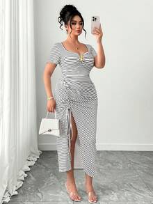 Elenzga Plus Size Women's New Elegant Casual Vacation Daily Black & White Striped Metal Flower Decor Slit Drawstring Short Sleeve Dress, Spring/Summer Ruched Dresses Dresses For Women Slit Dresses Striped Dresses Plus Size Striped Dress Womens Curve Dress Plus Size Zebra Print Dress Zebra Print For Women 2026 Hot Selling Style - Black and White - View 4