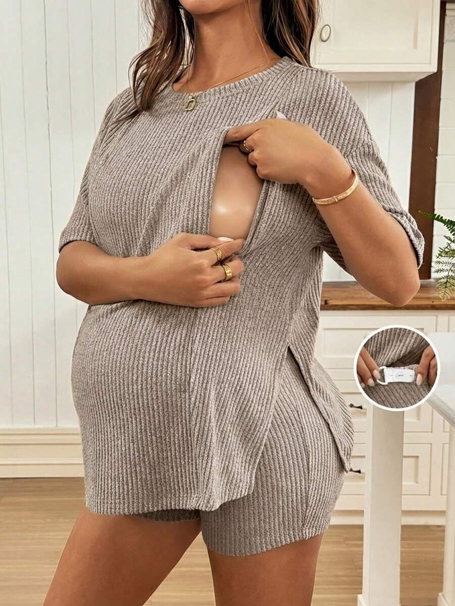 SHEIN Maternity Summer Casual Solid Color Split Hem Top And Shorts 2 Pieces Set - Khaki - View 1