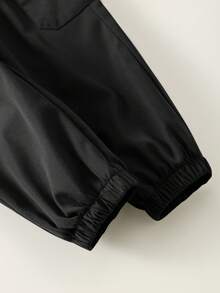SHEIN Pantalones casuales de calle para niño con patrón de letras grises y cintura elástica - Negro - Ver 5
