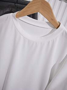 Rafferiza Women's Casual Fashionable Minimalist Versatile Loose Round Neck T-Shirt, Summer - White - View 4