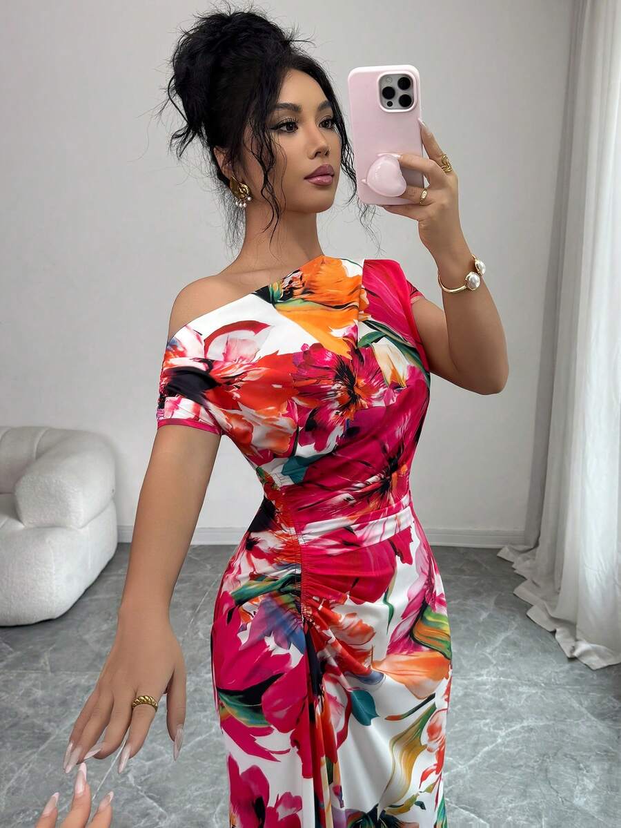 Flora Isola Flora Isola 女士新款时尚优雅简约印花不对称肩部及腰部荷叶边腰带A字长裙，适合通勤、新年、街头风、法式浪漫、休闲、中东复古、下午茶、派对、感恩节、返校季、春夏等场合。 - 彩色 - 查看 1