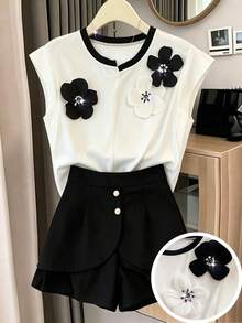 GlowEve Women 3D Floral Decor T-Shirt And Skorts Casual 2-Piece Set - Black and White - View 8
