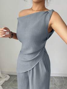 SHEIN Tall Bộ đồ nữ mùa xuân/hè mới, 2 món, kiểu dáng tối giản thanh lịch, phù hợp công sở/thường ngày, áo sơ mi xếp ly lệch vai + quần, màu xanh navy. - Màu Xám nhạt - Xem 3