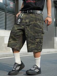 Manfinity EMRG Pantalones cortos cargo de mezclilla con camuflaje y múltiples bolsillos, estilo casual de calle para hombres - Verde militar - Ver 8
