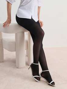 Hourtrue 女士秋冬黑色轻薄柔软修身连裤袜/丝袜，时尚高弹显瘦，适合商务办公、休闲日常穿着，舒适保暖。 - 黑色 - 查看 2