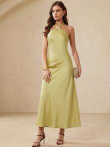 Aveloria Rosie Spring New Arrival Asymmetric Metal Buckle Sleeveless Halter Waist Mermaid Hem Bodycon Dress - Pale Yellow - View 3