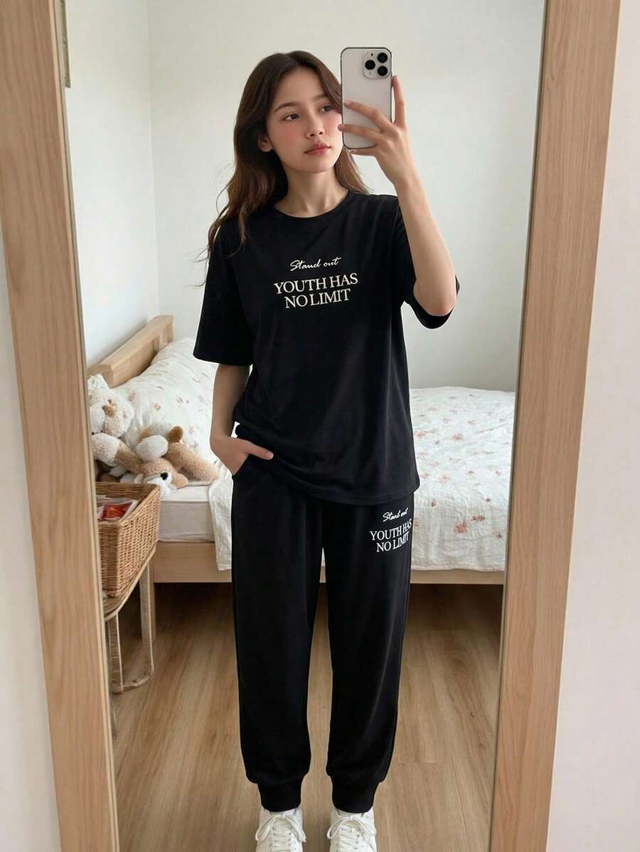 SHEIN Dozemod Kids Teen Girl Minimalist Letter Print Round Neck Short Sleeve Pants Knit Casual Pajama Set, 2pcs - Multicolor - View 1