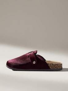 Solecia Women Casual Versatile Plush Round Toe Fluffy Flat Slippers For Christmas - Burgundy - View 4