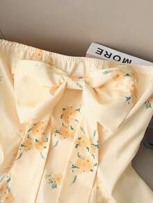 SHEIN PETITE 法式乡村风黄色花卉图案弹力蝴蝶结抹胸上衣，夏季腰部设计甜美性感印花裹胸衬衫，沙滩度假外套 - 彩色 - 查看 3