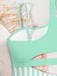 SHEIN Traje de baño de una pieza con parches a rayas para niña preadolescente, adecuado para vacaciones en la playa, fiestas en la piscina y fiestas en la playa - verde menta - Ver 4