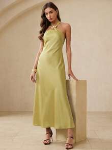 Aveloria Rosie Spring New Arrival Asymmetric Metal Buckle Sleeveless Halter Waist Mermaid Hem Bodycon Dress - Pale Yellow - View 5