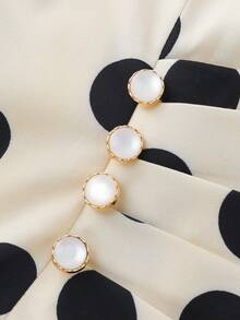 Franclia Áo kiểu nữ thanh lịch tay ngắn xếp ly chấm bi, kiểu dáng quấn chéo. - Màu be - Xem 4