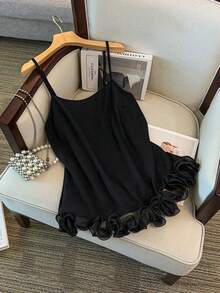 GlowEve CURVE Canotta da donna elegante e tagliata in vita, con orlo in tessuto, patchwork, volant e decorazioni floreali, adatta per lauree, vacanze, San Valentino, festival musicali, festa della mamma, Ognissanti, Ringraziamento, Pasqua, feste nazionali, gala, appuntamenti, feste, matrimoni, attività all'aperto - nero - Visualizzare 4