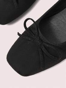 CUCCOO DOLLMOD Women's New Square Toe Bow Low Vamp Short Heel Thick Heel Shoes Women - Black - View 4