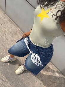 SHEIN HypeZone Quần short denim in chữ, thích hợp cho trang phục đi nghỉ hè. - Rửa tối - Xem 6