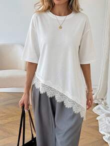 SHEIN Tall CURVE 大码女式休闲纯色不对称下摆蕾丝拼接T恤两件套，春夏日常百搭叠穿T恤，蕾丝边T恤衫，新款女式上衣，夏季服装，夏季穿搭，女士夏季度假装 - 黑與白 - 查看 11