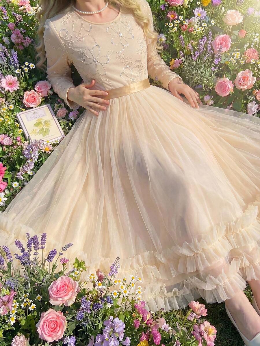 女童奢华阿巴雅长袍,杏色珠饰网纱长袖长袍,优雅闪亮设计,适合派对、庆典、拍照、春秋季等场合。 - 杏色 - 查看 1