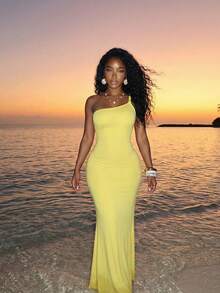 Slaydiva 女士黄色露背长裙，完美适用于音乐节、情人节、复活节、婚礼季、节日、休闲优雅、通勤、日常穿着、工作、度假、派对、游轮、派对必备单品、各种风格以及日常约会。 - 黃色 - 查看 11