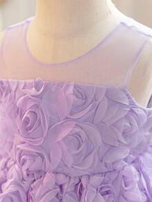 SHEIN Glamorique Kids 女嬰薰衣草色夏季優雅婚禮3D花朵洋裝，網紗緞面花瓣袖，後背蝴蝶結綴珠派對玫瑰花選美公主禮服 - 紫色 - 查看 6