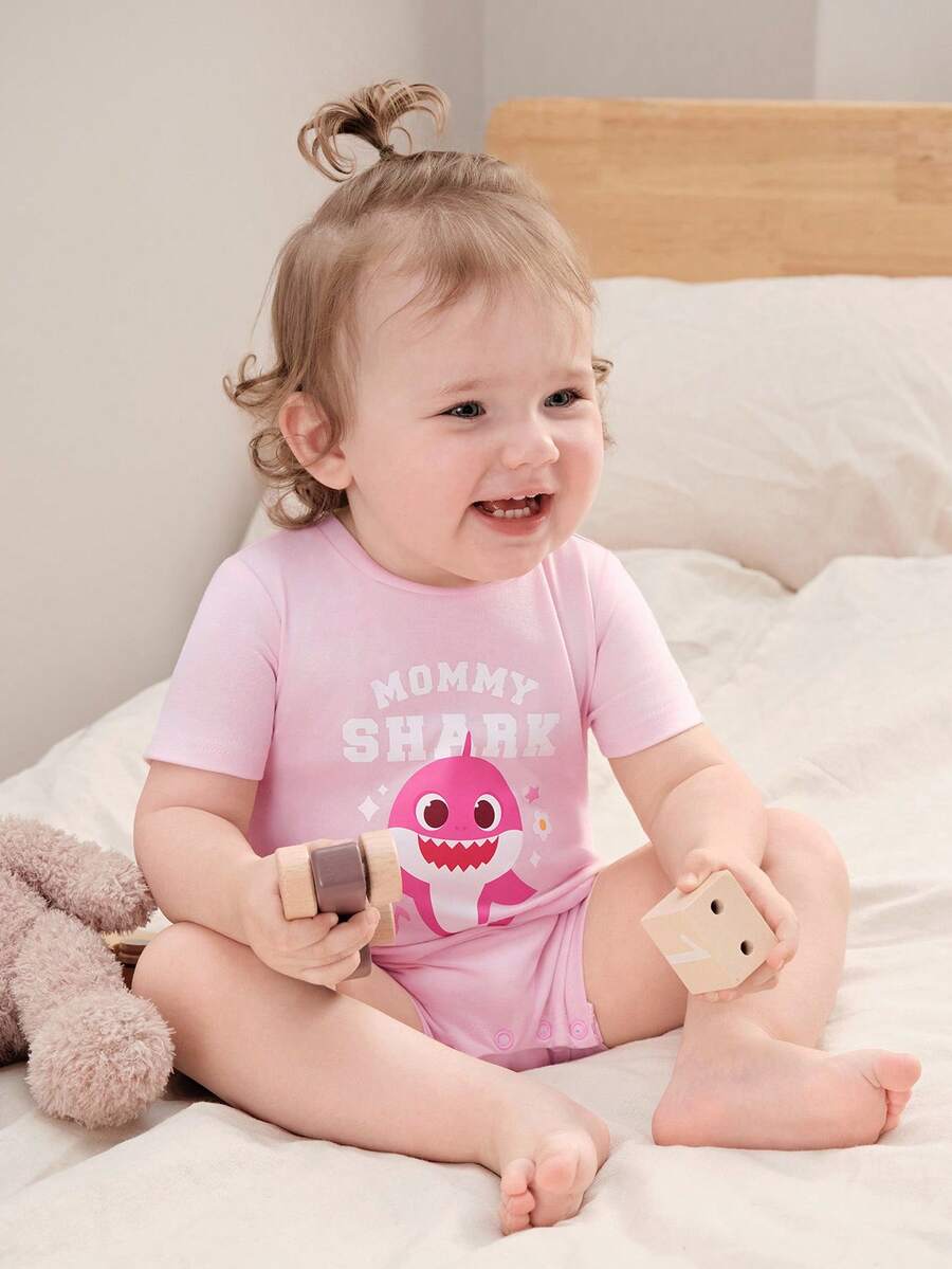 BABY SHARK X SHEIN Áo liền quần cho bé gái in chữ hoạt hình, kiểu dáng thường ngày. - Hồng - Xem 1