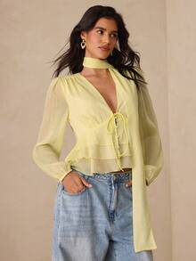Glamine Blusa elegante de gasa y satén con volantes desmontables en la cintura, adecuada para ir al trabajo, citas y uso diario - Crema - Ver 6