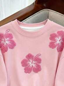 SHEIN EZwear 休闲简约印花圆领短袖宽松女式T恤，夏季上衣，适合日常通勤、约会、派对、秋冬夏季、圣诞节、新年、感恩节、聚会、婚礼、海滩、毕业典礼、时尚、优雅、休闲、外出、约会、预订、通勤、闪亮、情人节、优雅、度假、休闲、Y2K、外出、毕业典礼等场合。 - 彩色 - 查看 5