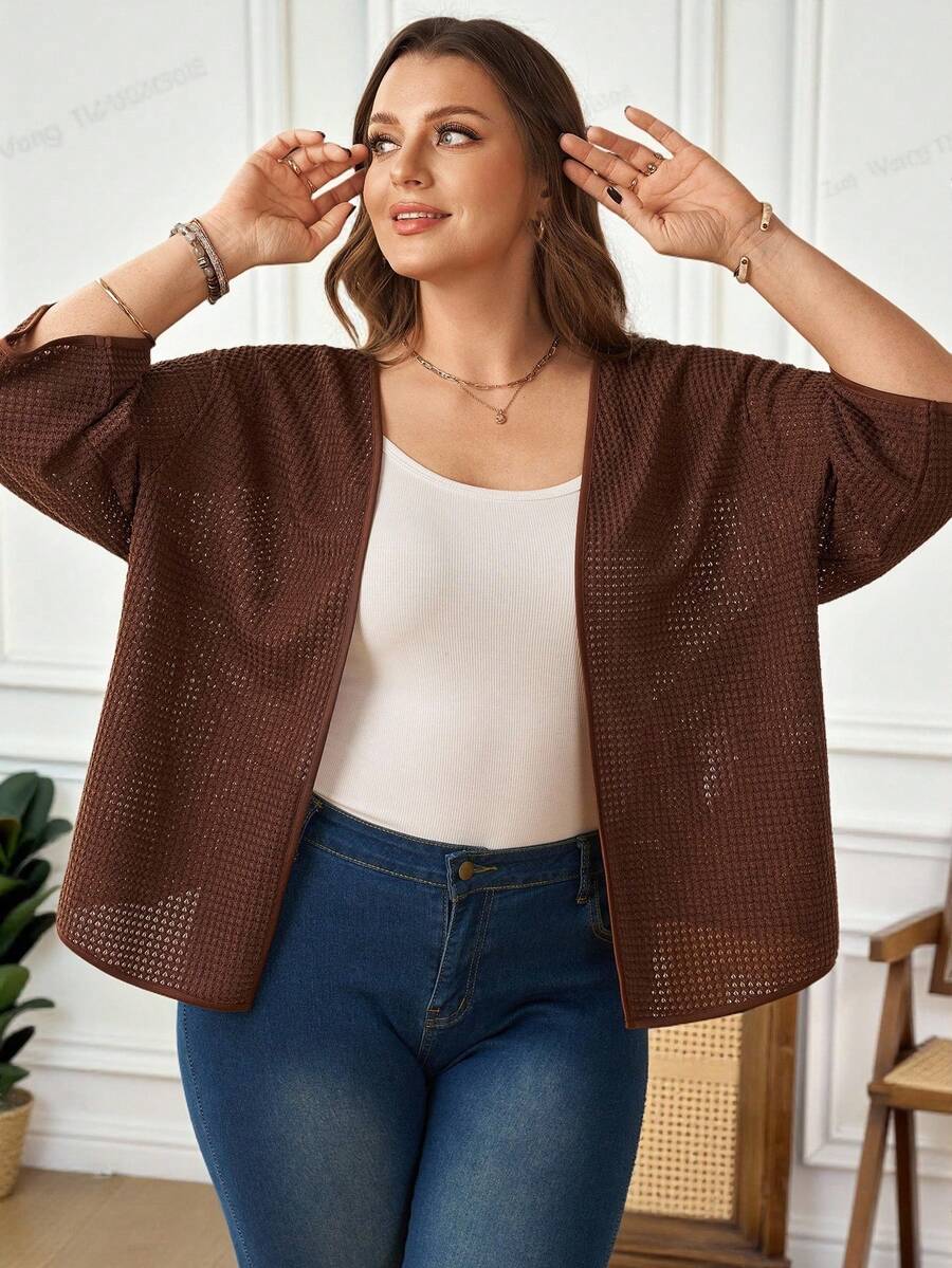 Rosumi Chaqueta ligera de manga larga de tela texturizada para mujer de talla grande, para verano/vacaciones, conjuntos de verano, ropa de primavera para mujer, chaqueta de primavera, conjuntos de vacaciones para mujer, atuendo casual para mujer, blusa marrón, cárdigan marrón de punto para mujer, cubre todo de punto marrón, ropa de tierra para mujer, cárdigan de malla plus, cárdigan de verano plus size, chal plus size, blusas marrones plus size, cárdigan de manga corta plus size, cárdigan plus size, cárdigan de verano para mujer, chal ligero para cubrir, cárdigan de verano para mujer, atuendos casuales para mujer, cárdiganes para mujer, cárdigan para mujer, ropa de verano para mujer, cárdiganes ligeros para mujer, blusas para mujer casuales y elegantes - Óxido marrón - Ver 1