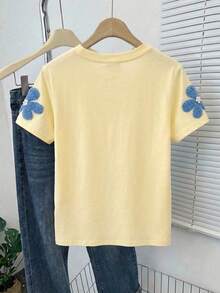 Resyla Plus Size Women's 3D Digital Printed Pearl Flower Graphic Round Neck T-Shirt - Multicolor - View 2