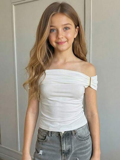 SHEIN 少女露肩黑色针织T恤，不对称下摆