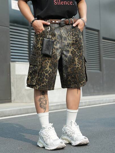 Manfinity EMRG Men's Casual Street Style Multi-Pocket Cargo Shorts With Leopard Camo Patchwork