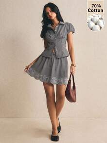 Poéselle Set da 2 pezzi da donna con camicia casual in cotone vintage a quadri e gonna con ricamo floreale, set casual da donna, outfit da vacanza per donna, outfit da lavoro e tea festa per donna, outfit da concerto country, gonna da picnic estivo per signore con bordo ricamato, gonna a quadri e gonna per donna e signora, gonna a quadri e gonna a scacchi bianchi e neri - nero - Visualizzare 3