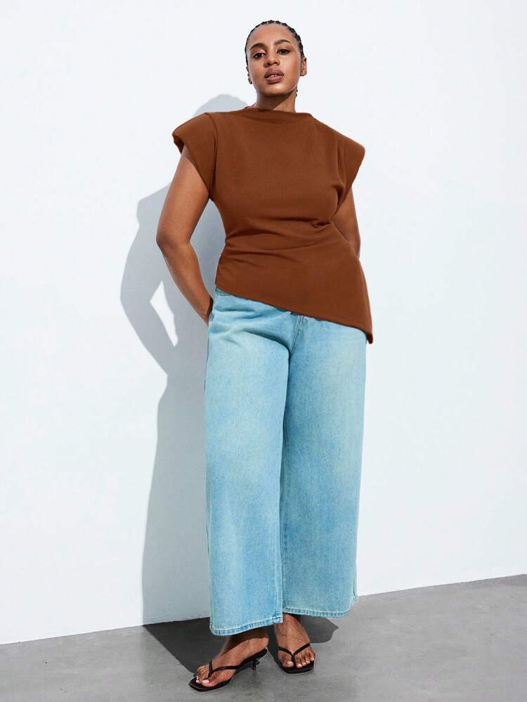 SHEIN Maija プラスサイズ 無地 ミニマリスト カジュアルトップス