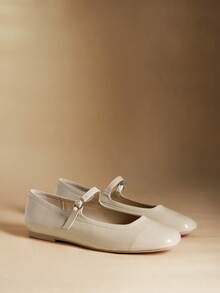 CUCCOO BIZCHIC Women's Buckle Design Casual Fashionable Flat Shoes - Apricot - View 3