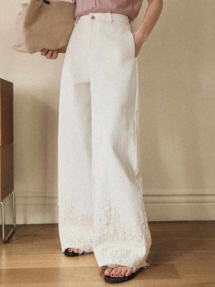 Women's Loose Fit Lace Patchwork White Jeans With Decorative Hem Design, Suitable For Spring And Summer