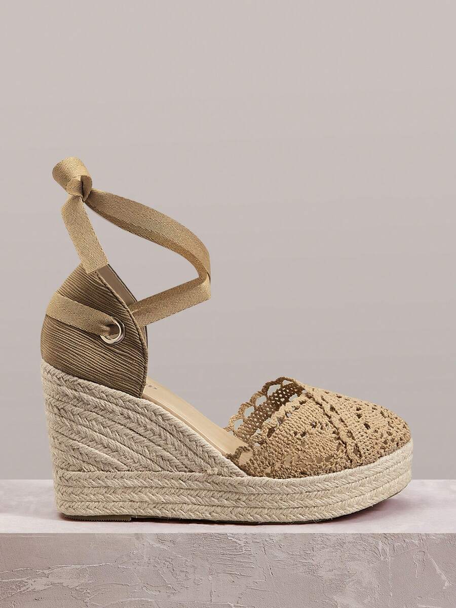 Styleloop Women's Vacation Bohemian Style Wedge Buckle Design Sandals - Brown - View 1