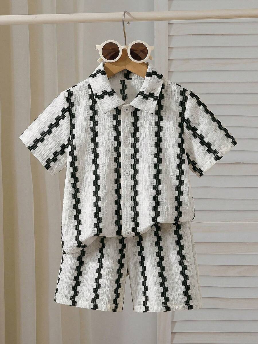 SHEIN Streecool Kids 男童条纹针织衫短裤两件套 - 黑與白 - 查看 1