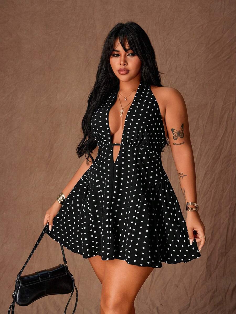 SHEIN PETITE CURVE Đầm mini dáng chữ A gợi cảm, cổ yếm, chấm bi thời trang dành cho nữ cỡ lớn - Đen và trắng - Xem 1