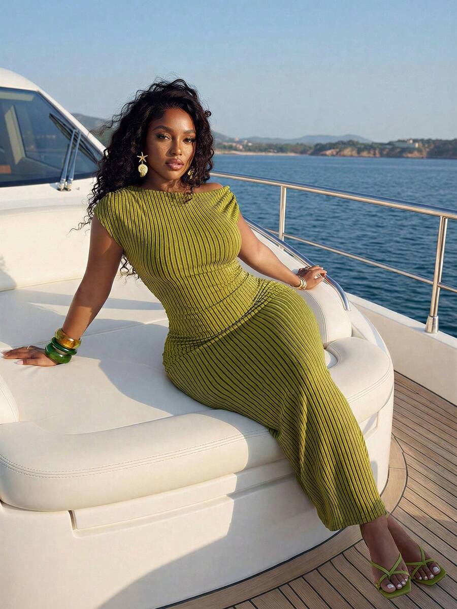 Slaydiva Đầm dài dáng ôm màu trắng trễ vai, xếp ly phía trước, kiểu dáng thanh lịch, thích hợp cho cả tiệc tùng và mặc hàng ngày, chất liệu vải dệt kim gợn sóng. - màu xanh lá - Xem 1